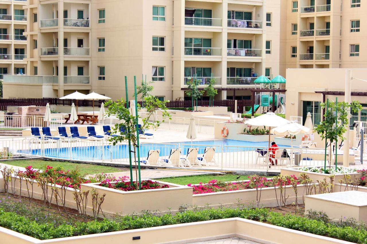 New Arabian Al Dhafra 2 The Greens 1 Br Dubai Luaran gambar
