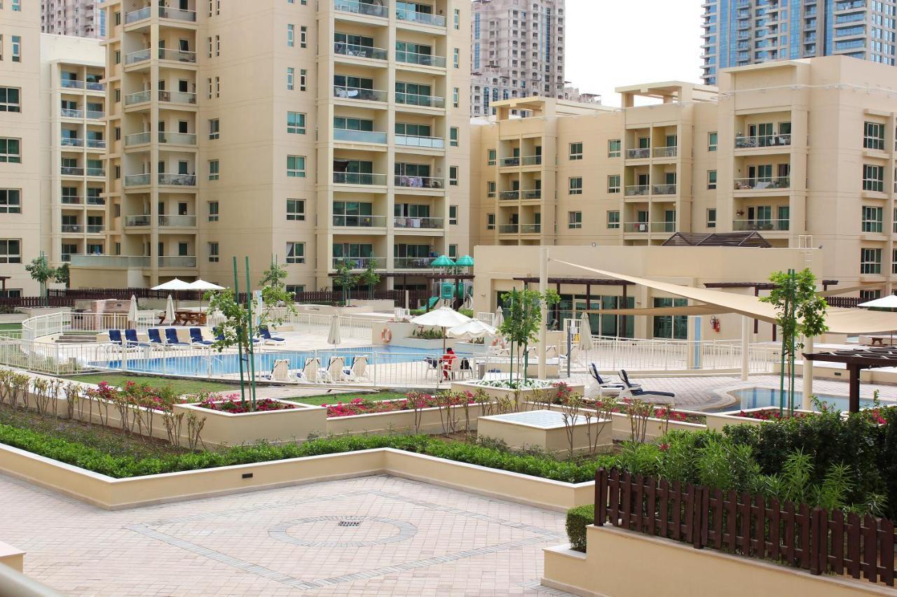 New Arabian Al Dhafra 2 The Greens 1 Br Dubai Luaran gambar